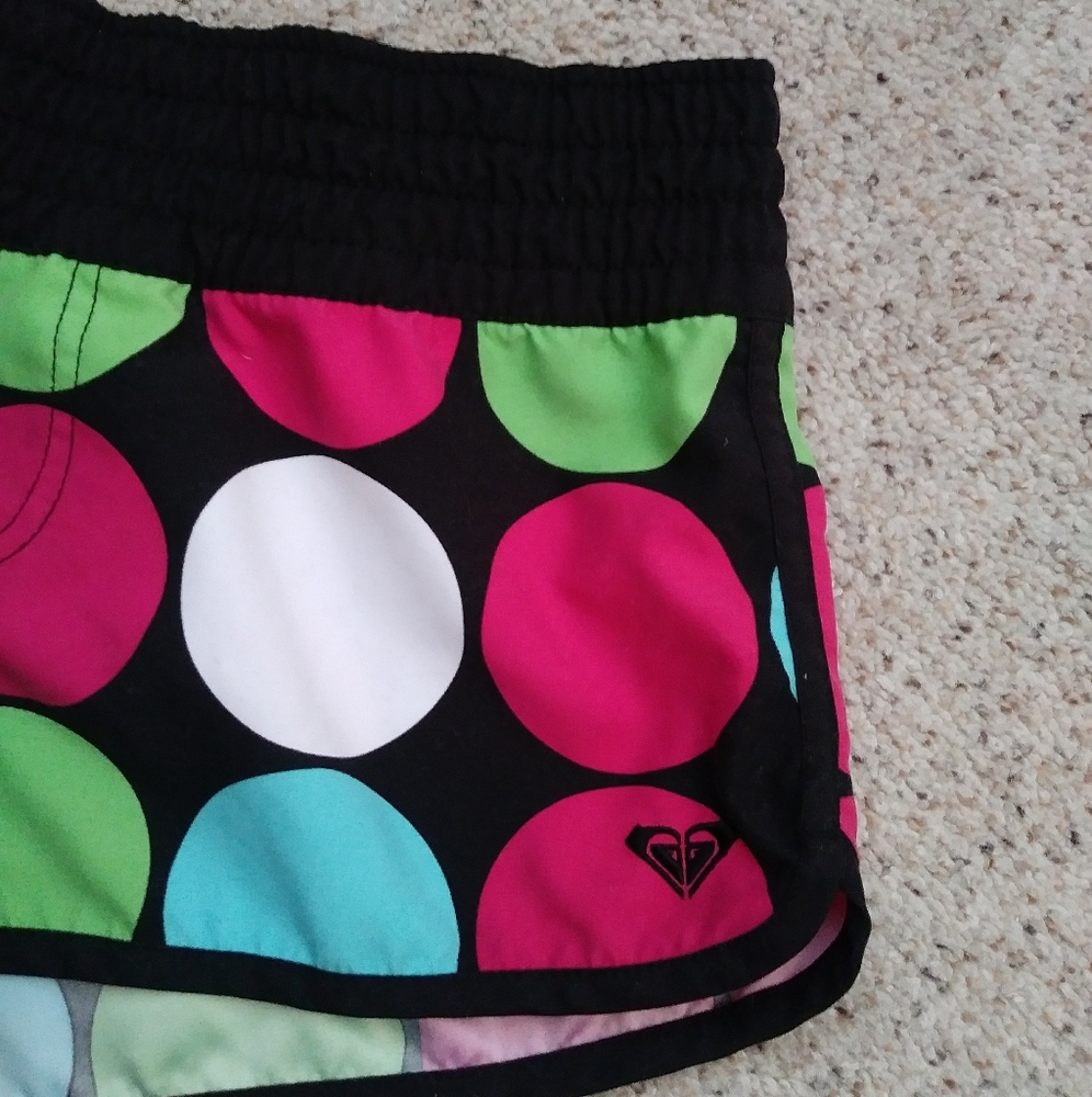 Y2K Roxy Shorts - Picture 2 of 3
